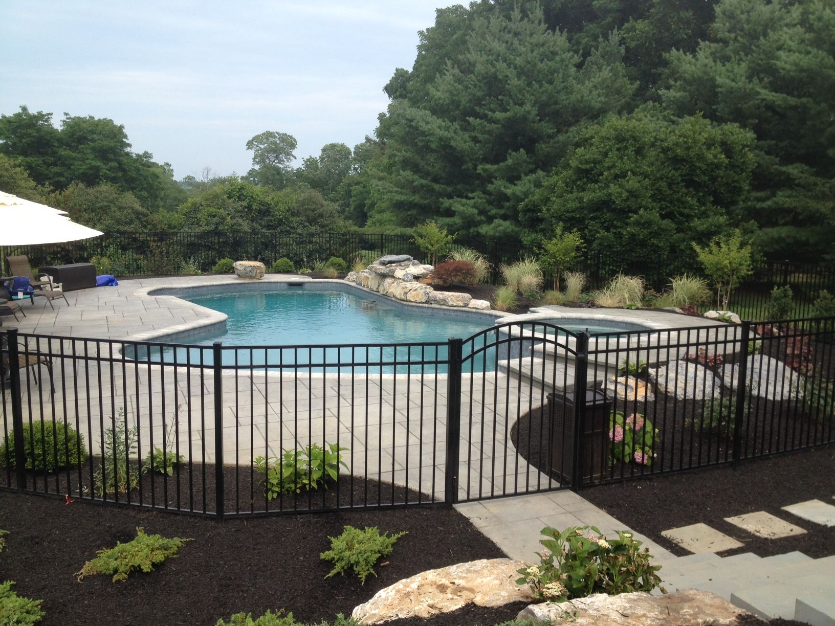 18 Stylish And Safety Pool Fence Ideas For Your Homes regarding dimensions 1632 X 1224