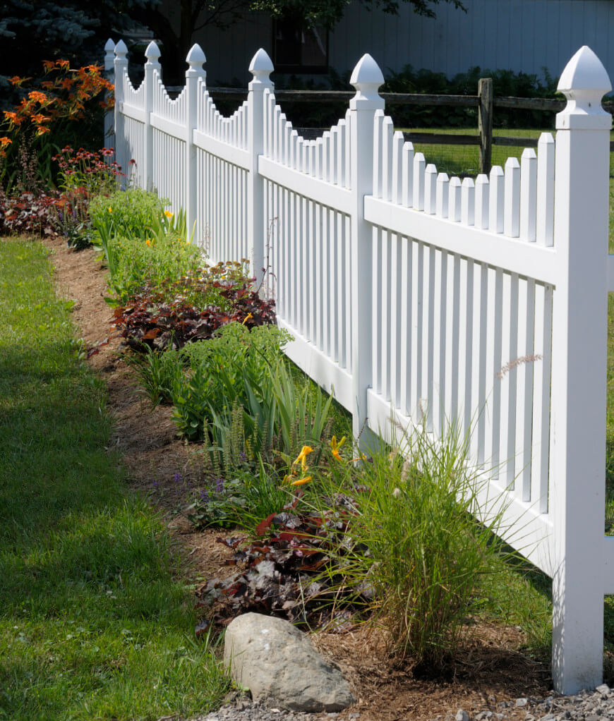 22 Vinyl Fence Ideas For Residential Homes for dimensions 870 X 1022