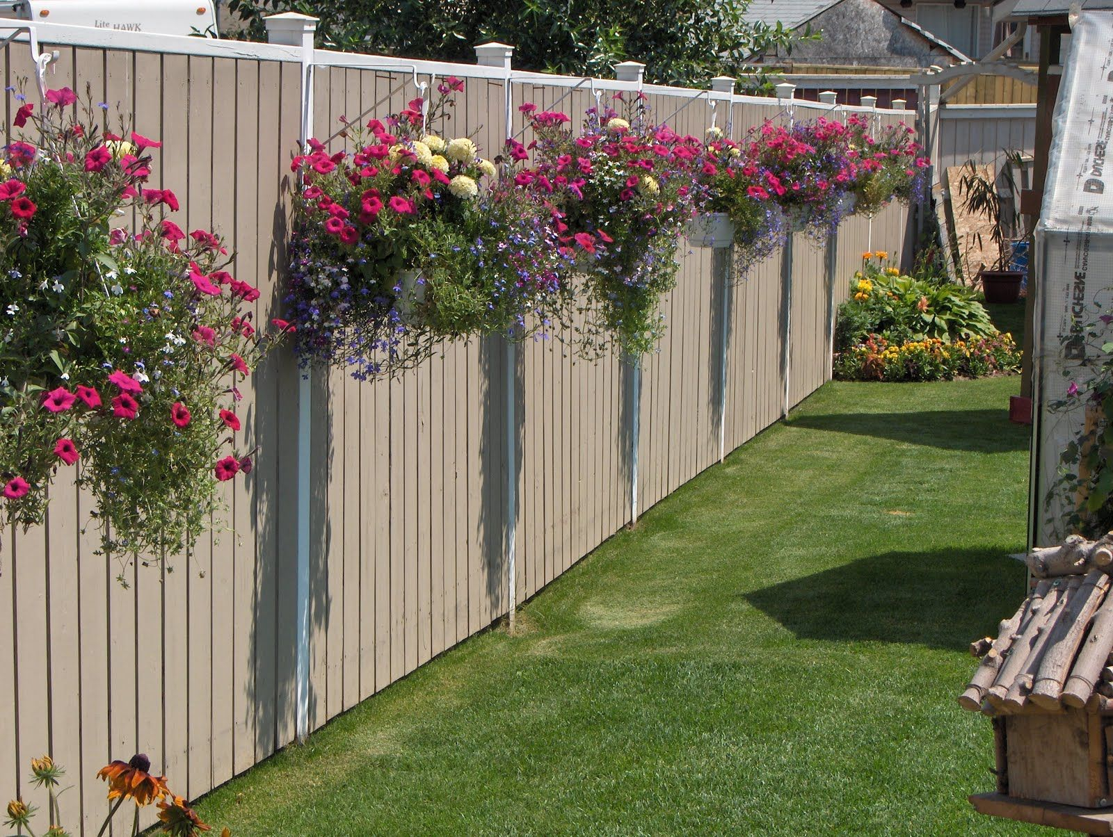 30 Cool Garden Fence Decoration Ideas Garden Fencing Fences And throughout sizing 1600 X 1204