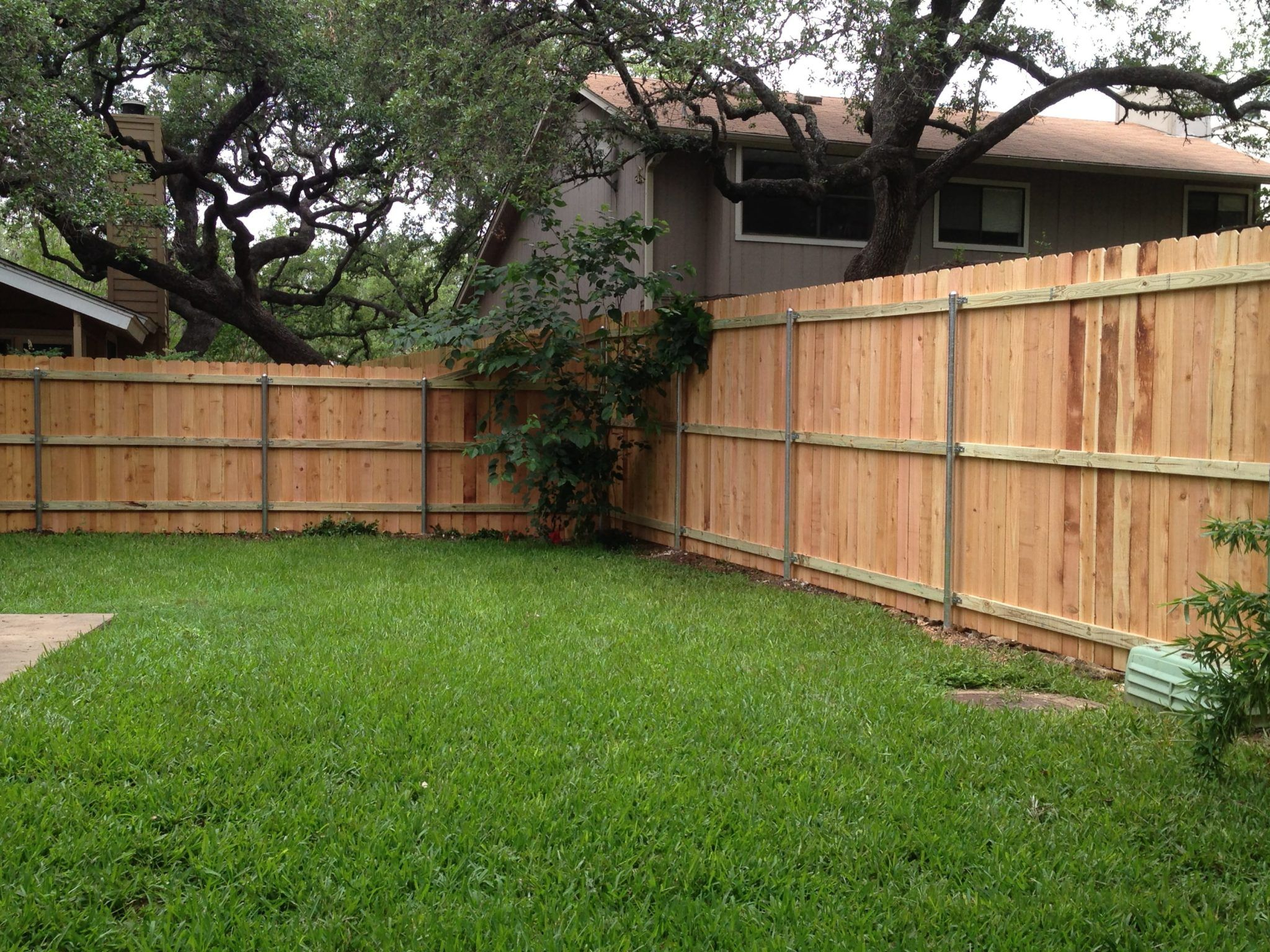 6 Foot To 8 Foot Privacy Fence On Steel Posts Home Improvement with regard to sizing 2048 X 1536