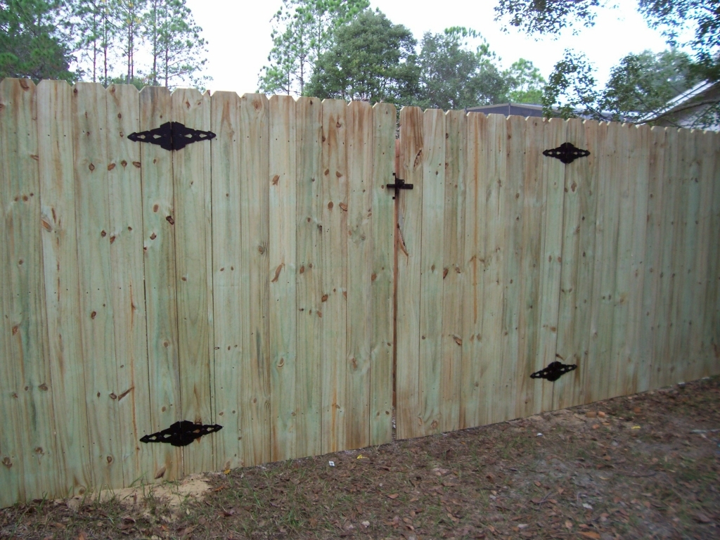 6ft Wood Fence Gate Fences Ideas Intended For 6ft Wood Privacy Fence pertaining to size 1024 X 768