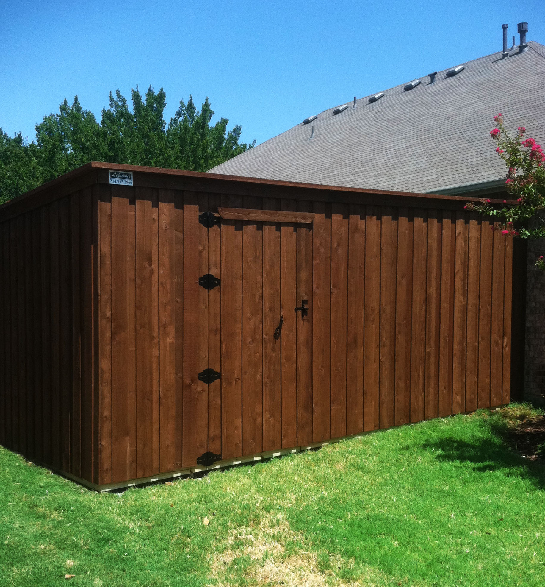 8 Ft Privacy Fence With Gate Cedar Wood Fence Companies Roofing inside measurements 1832 X 1971