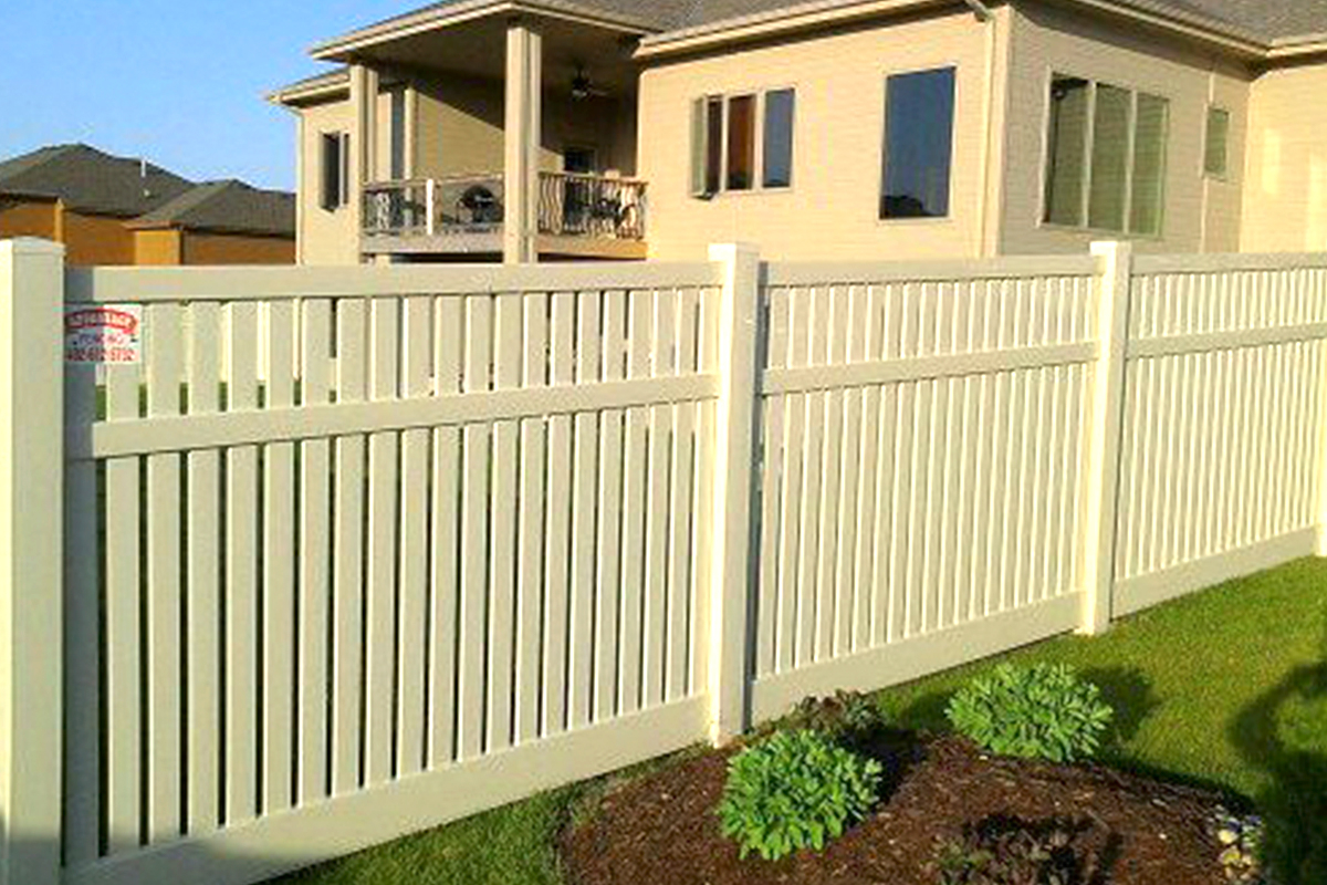 Advantage Fencing Of Omaha Ne Vinyl And Pvc intended for dimensions 1200 X 800