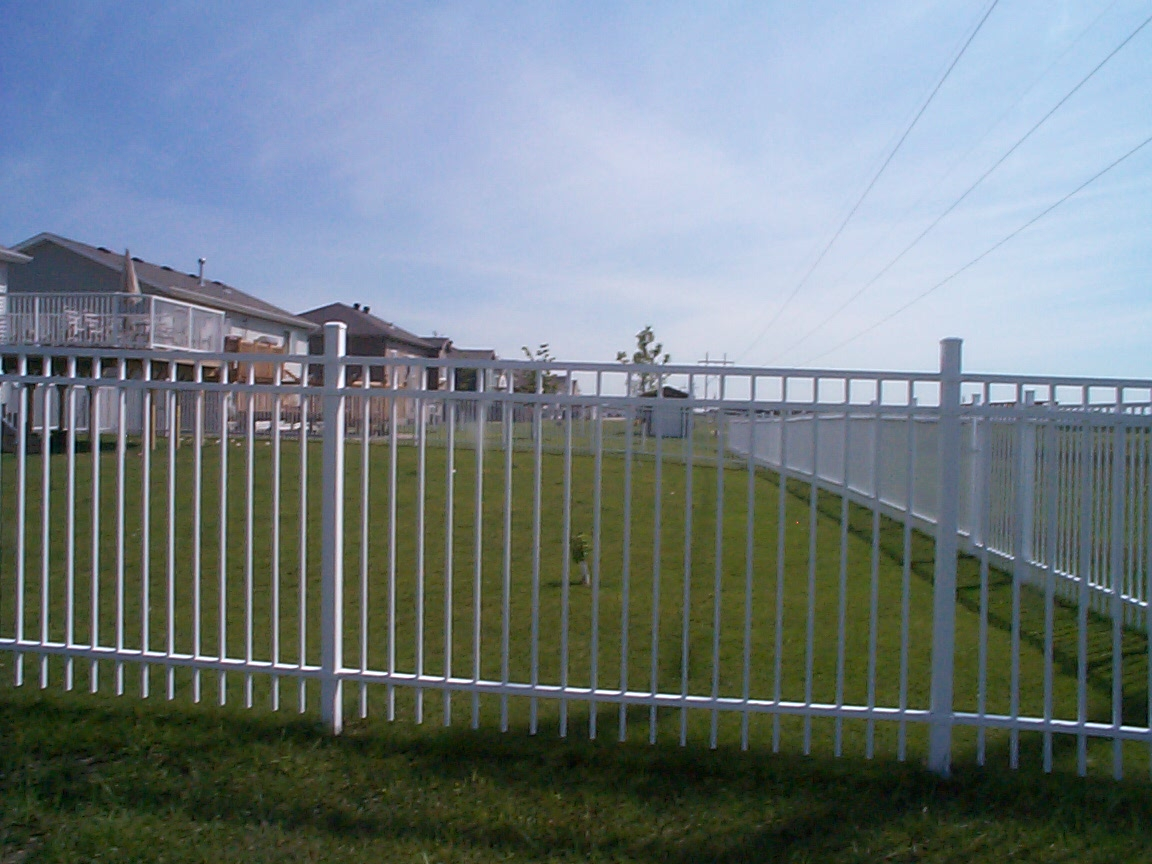 Aluminium Fence Installation Metal Fence White Liberty Fence And with regard to proportions 1152 X 864