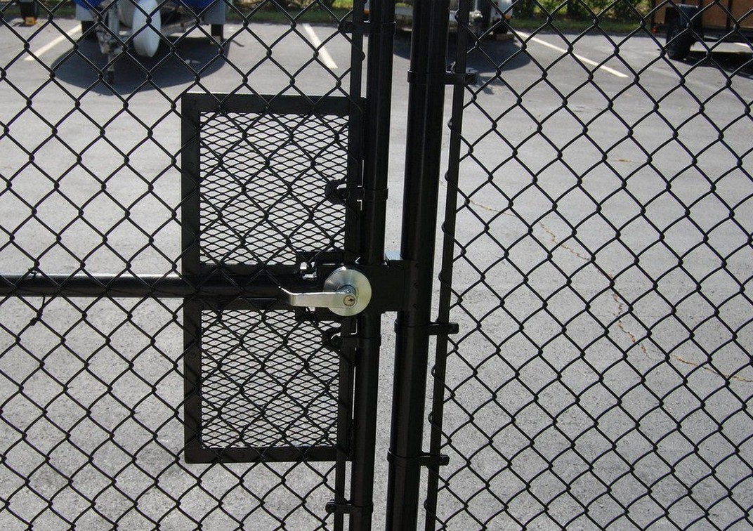 Building Chain Link Fence Gate Latch inside measurements 1072 X 756