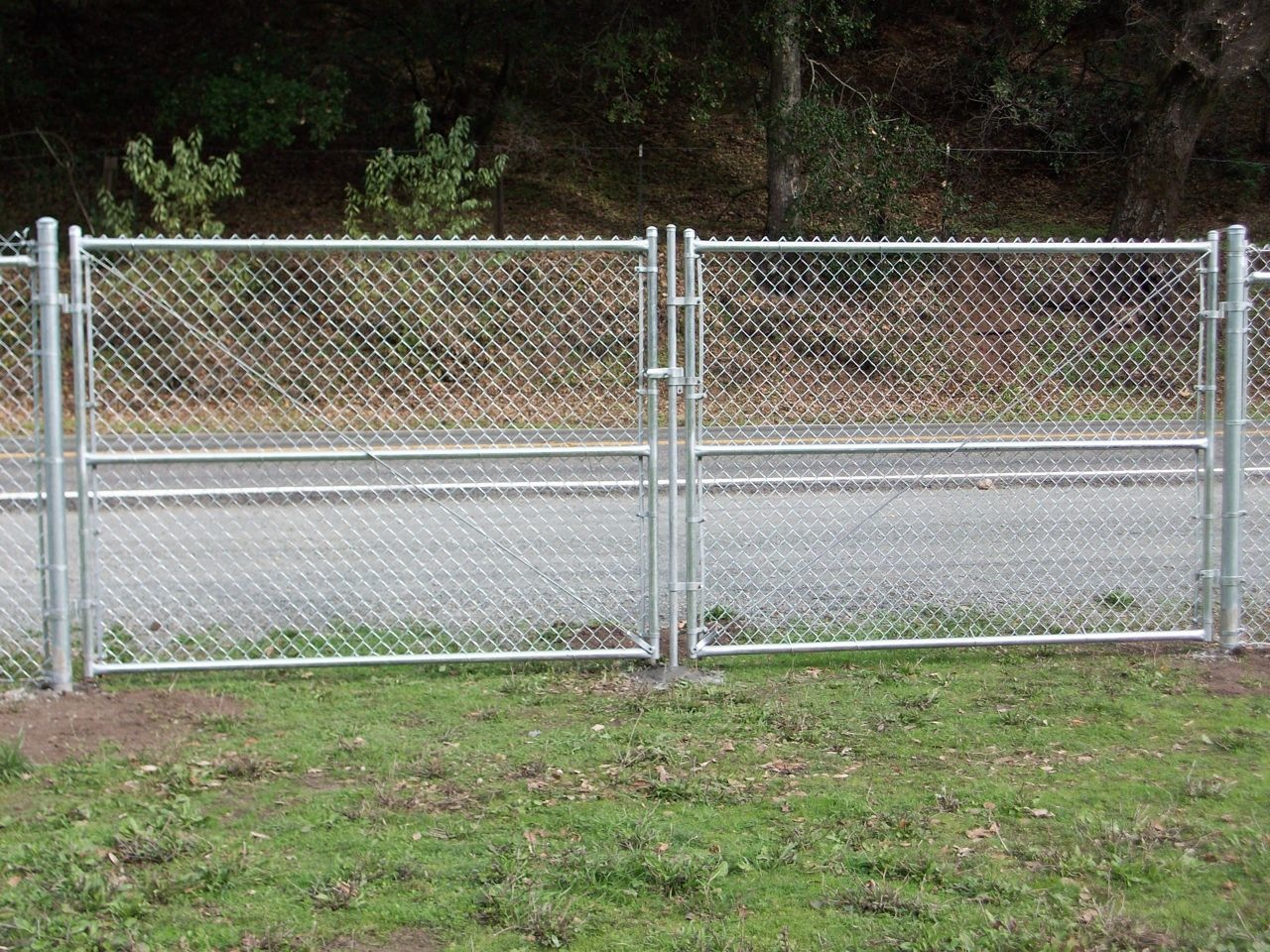 Chainlink Driveway Gates Arbor Fence Inc A Diamond Certified Company with regard to sizing 1280 X 960