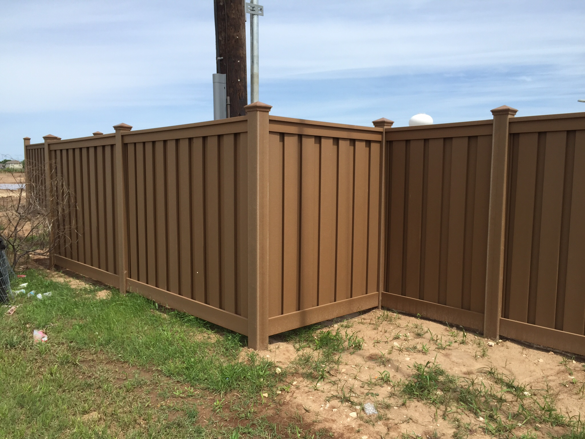 Contractor Spotlight Austin Brothers Austin Tx Trex Fencing with measurements 2048 X 1536