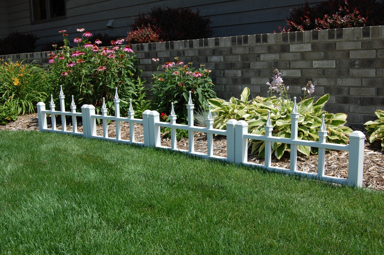 Decorative Fencing For Small Gardens Fences Ideas inside proportions 1280 X 851