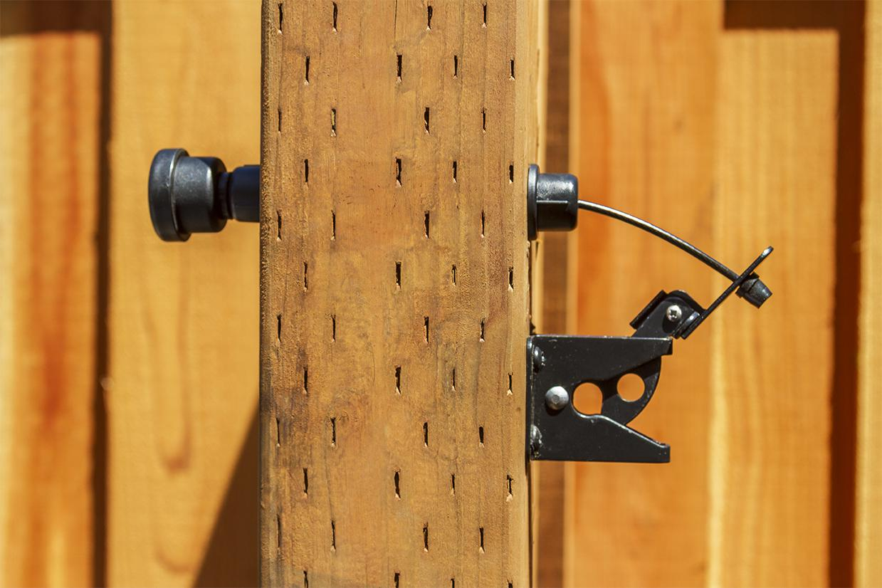 Double Fence Gate Latch Fence Ideas Build A Driveway Fence Gate in sizing 1239 X 826