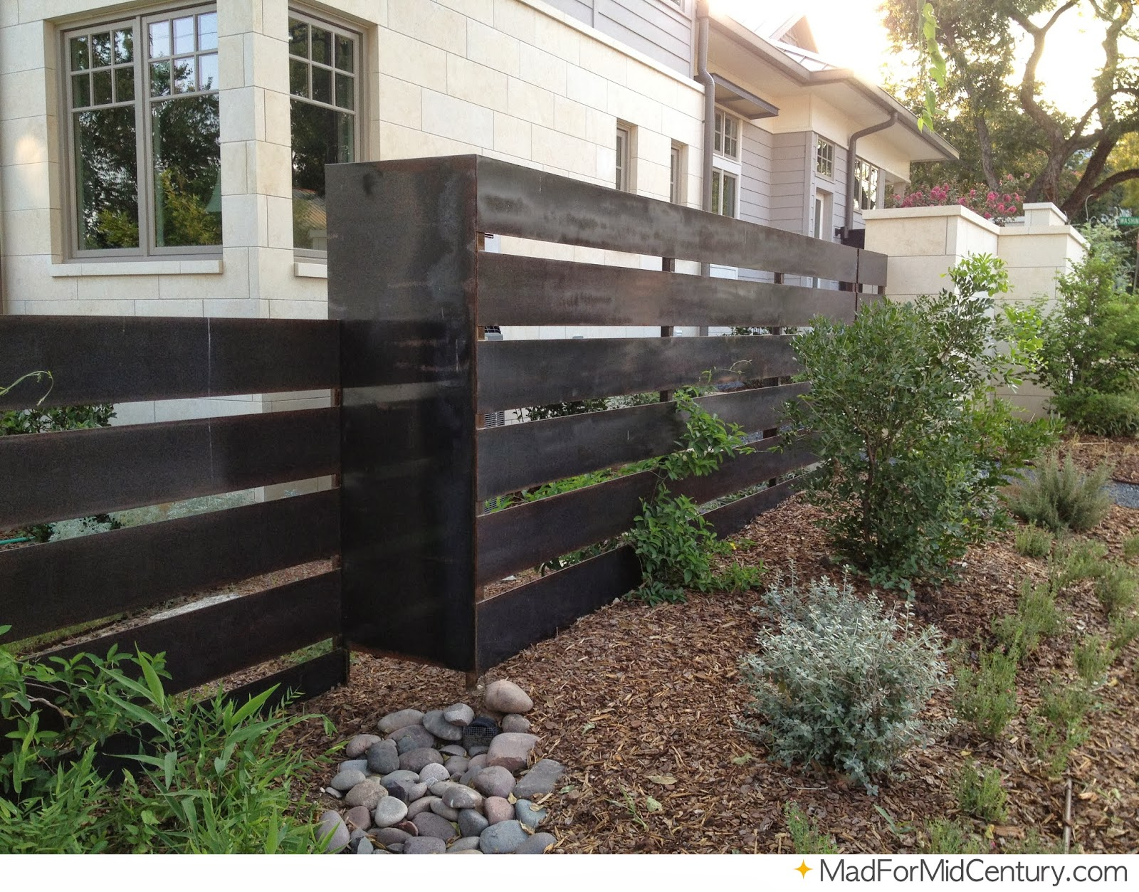 Download Modern Fence Designs Garden Design throughout size 1600 X 1253