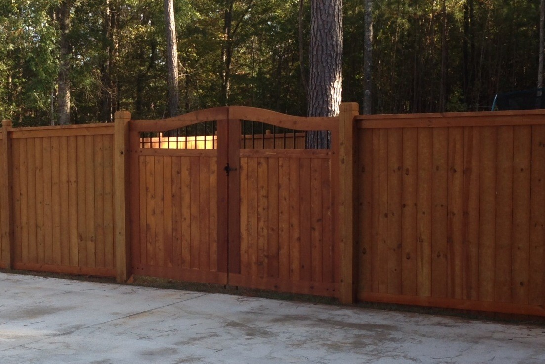 Fence And Deck Staining Staining Natural Enclosures with regard to dimensions 1103 X 737