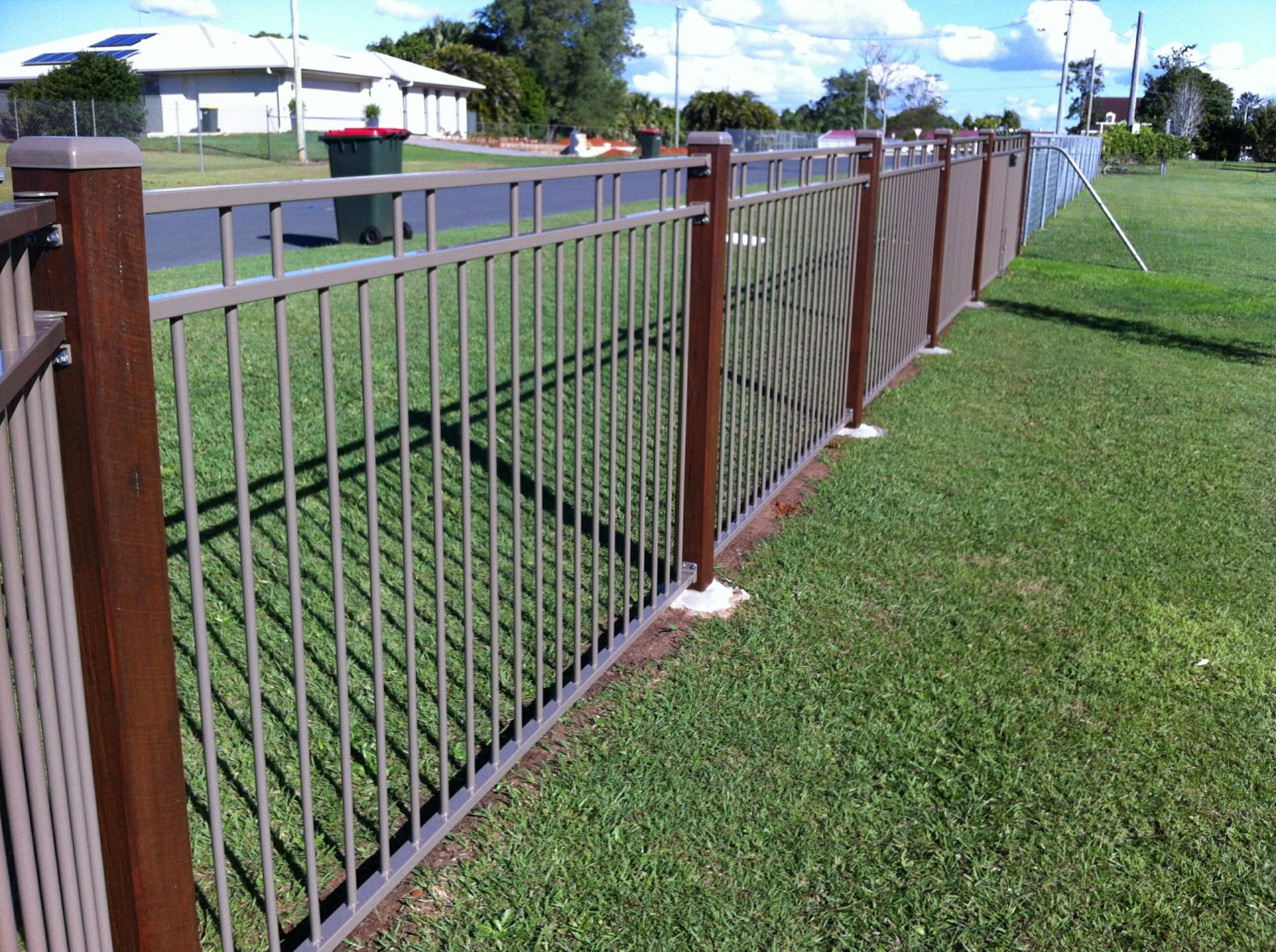 Fence Supplies Esk Kilcoy Fencing Gates From Fence World in proportions 2000 X 1493