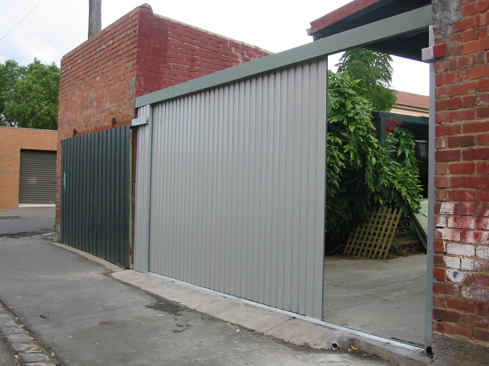Fencelines Garage Roller Camco And Tilt Doors Sydney And Melbourne inside measurements 1600 X 1200