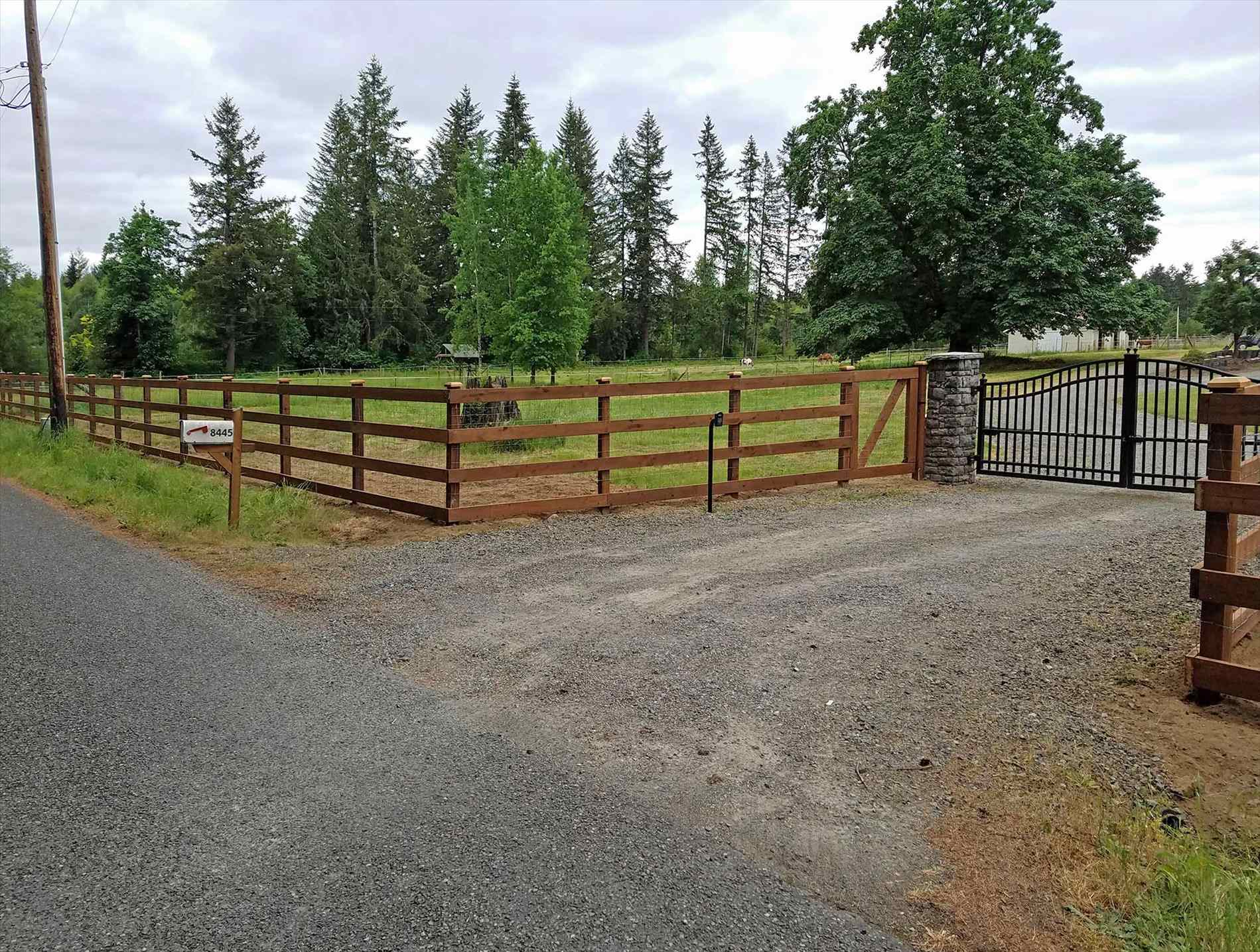 Gate Ideas Driveway Fence Wooden Gates Fence Entrance Lakeside with sizing 1899 X 1435