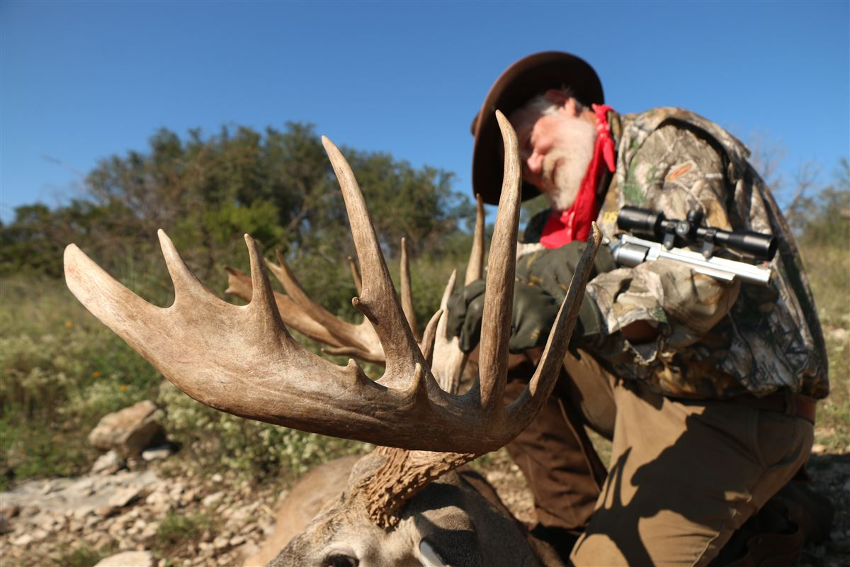 Handgunning Star S Ranch Whitetails for measurements 1200 X 800