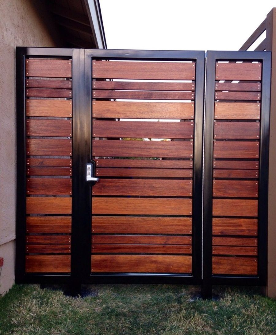 Image Of Modern Horizontal Fence Gate Garden Outside Ideas regarding proportions 900 X 1091