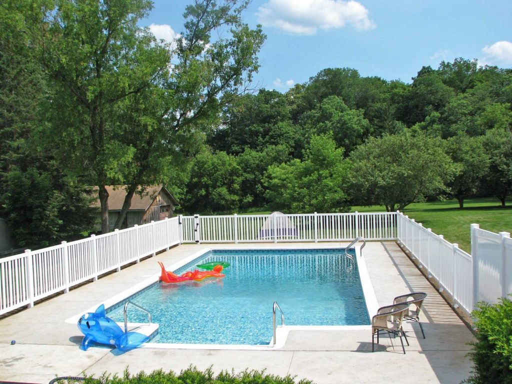 Inground Swimming Pool Ideas Best Of Pool Fence Ideas For Beauty with dimensions 1024 X 768
