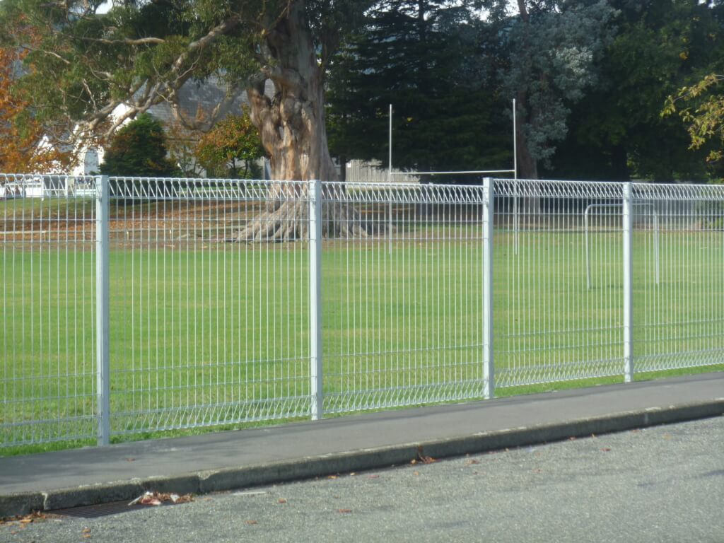 Kiwipanel Fences Boundaryline New Zealand with measurements 1024 X 768