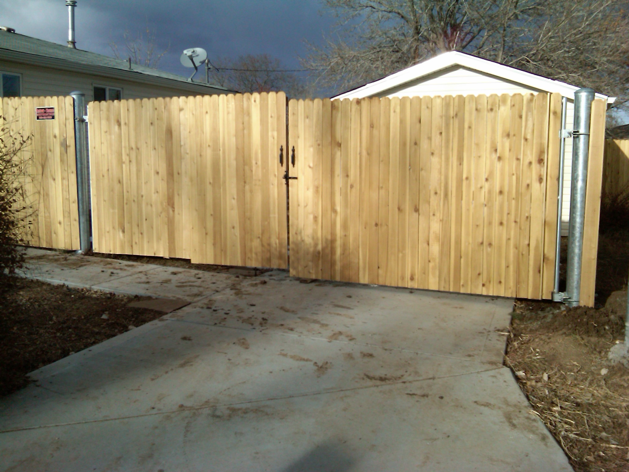 Marvelous Wood Fence Large Gate For Remarkable Construction Details pertaining to size 2048 X 1536