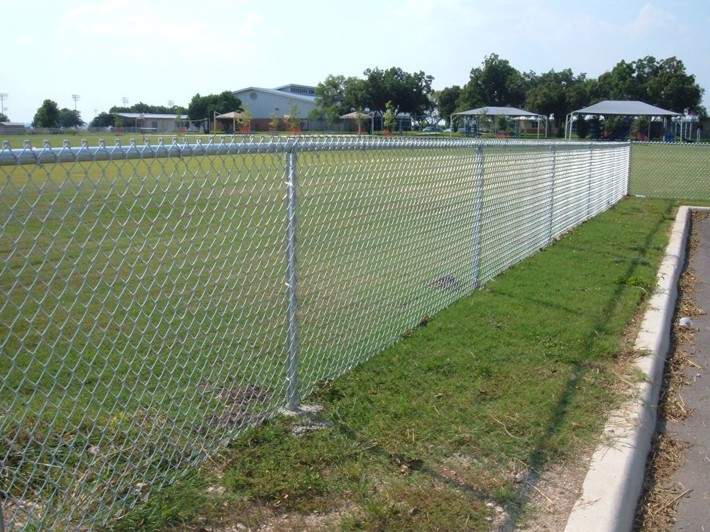 Outdoor 6 Foot Chain Link Fence Fence Ideas Good Ideas 6 Foot with proportions 1024 X 768