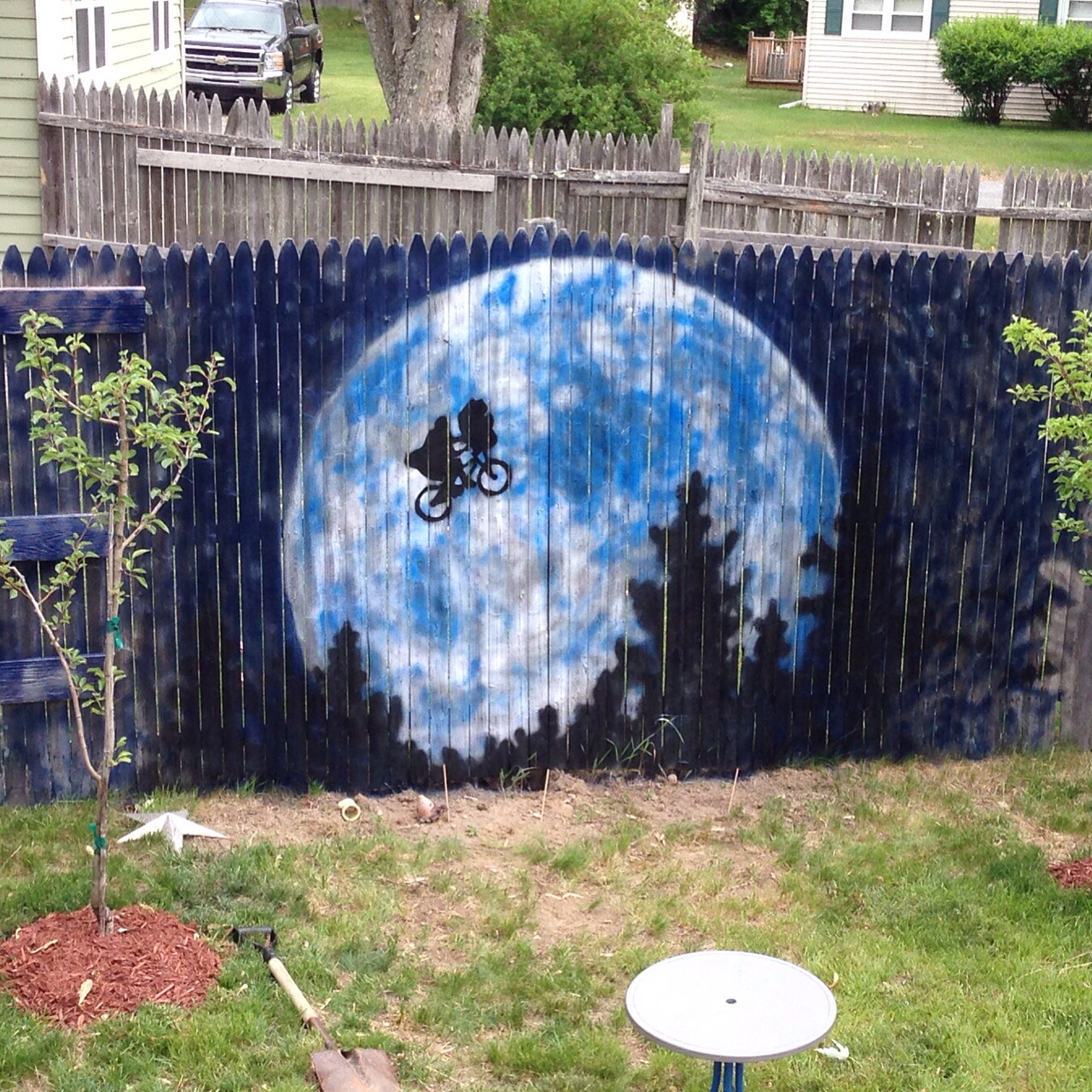 Painted Murals On Fences Tyres2c pertaining to sizing 1280 X 1280