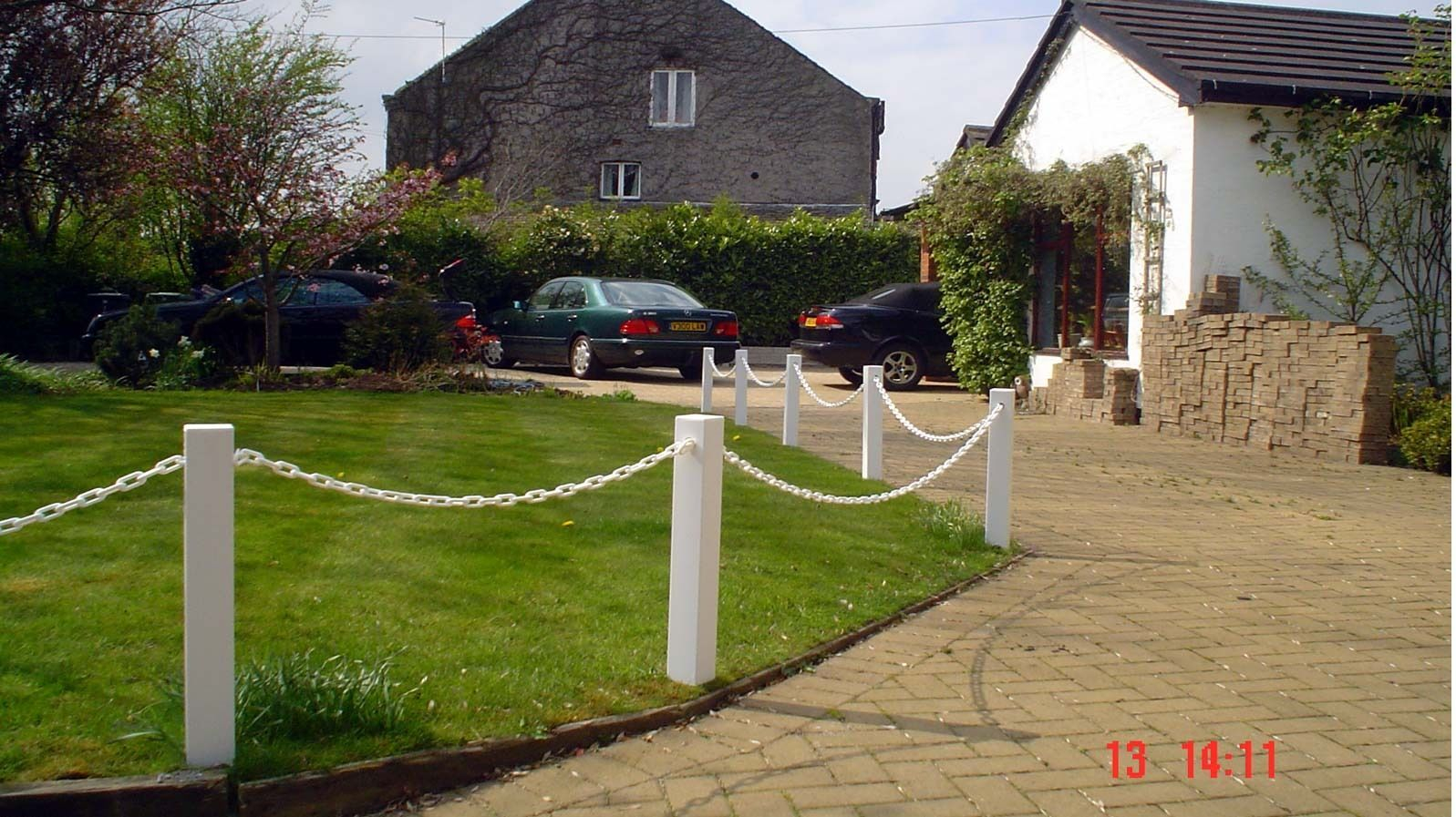 Plastic Upvc Post And Chain Fencing Driveway Garden Fence Posts pertaining to sizing 1597 X 897