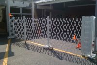 Portable Folding Scissor Gates Fh Security regarding dimensions 1600 X 1200