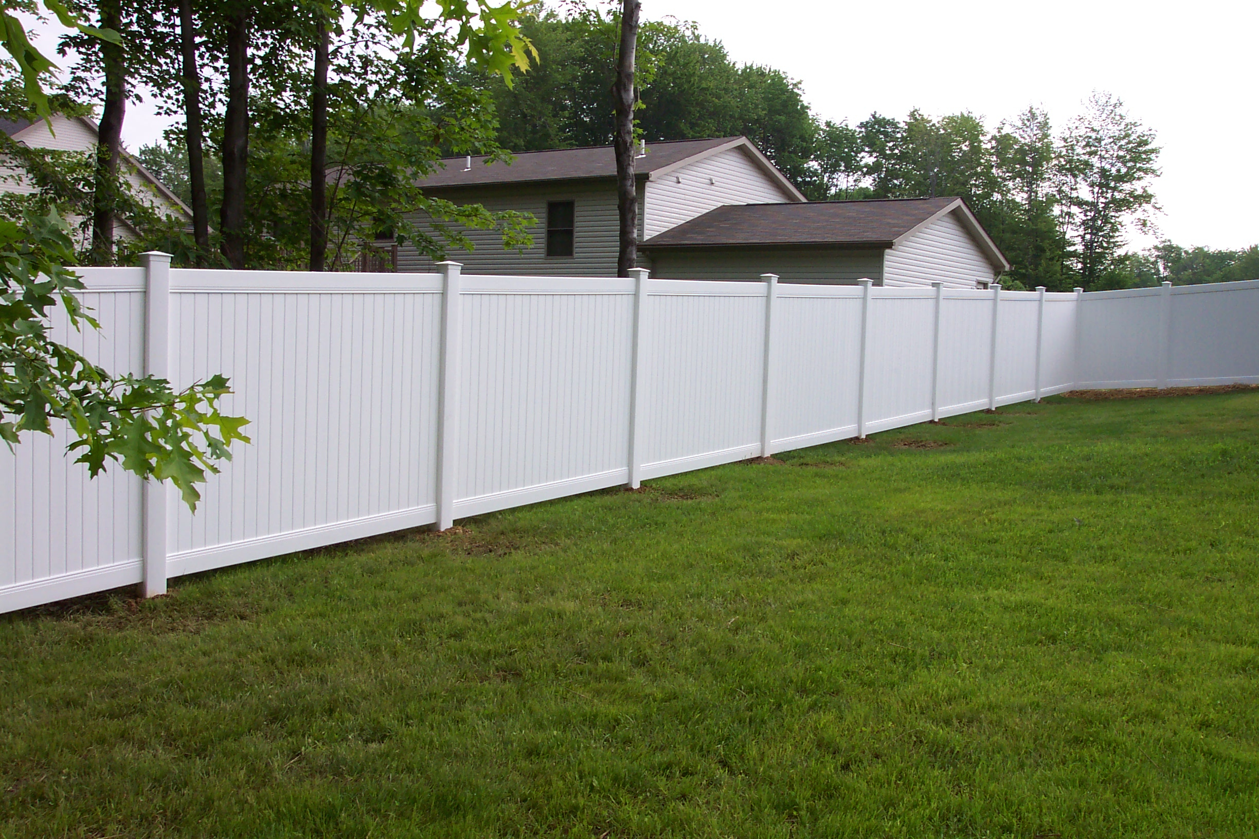 Residential Vinyl Fencing Countryside Fence Co regarding sizing 2448 X 1632