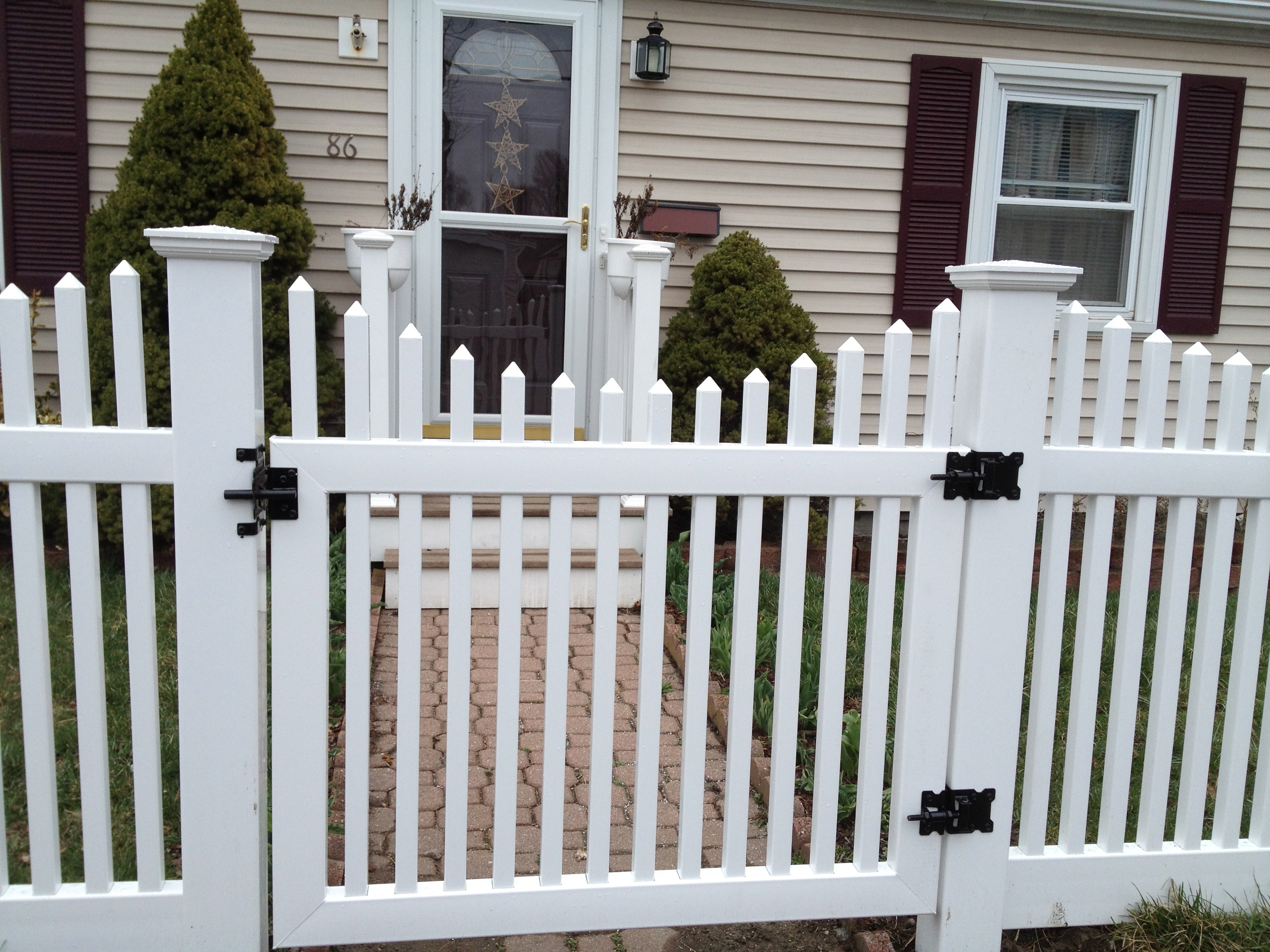 Sentry Fence Vinyl Fencing Provider Company Sentry Fence Iron with proportions 3264 X 2448