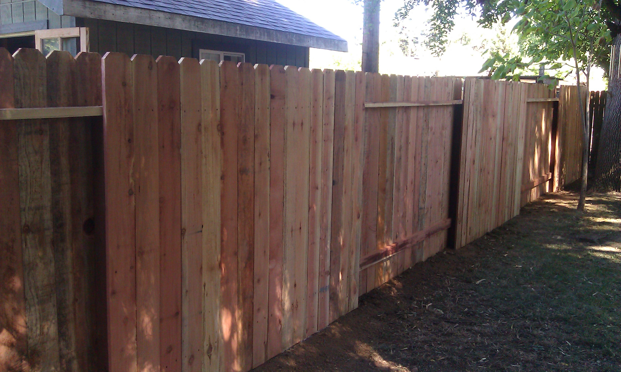 Superior Fence Construction And Repair Good Neighbor Redwood Fence with regard to measurements 2592 X 1552