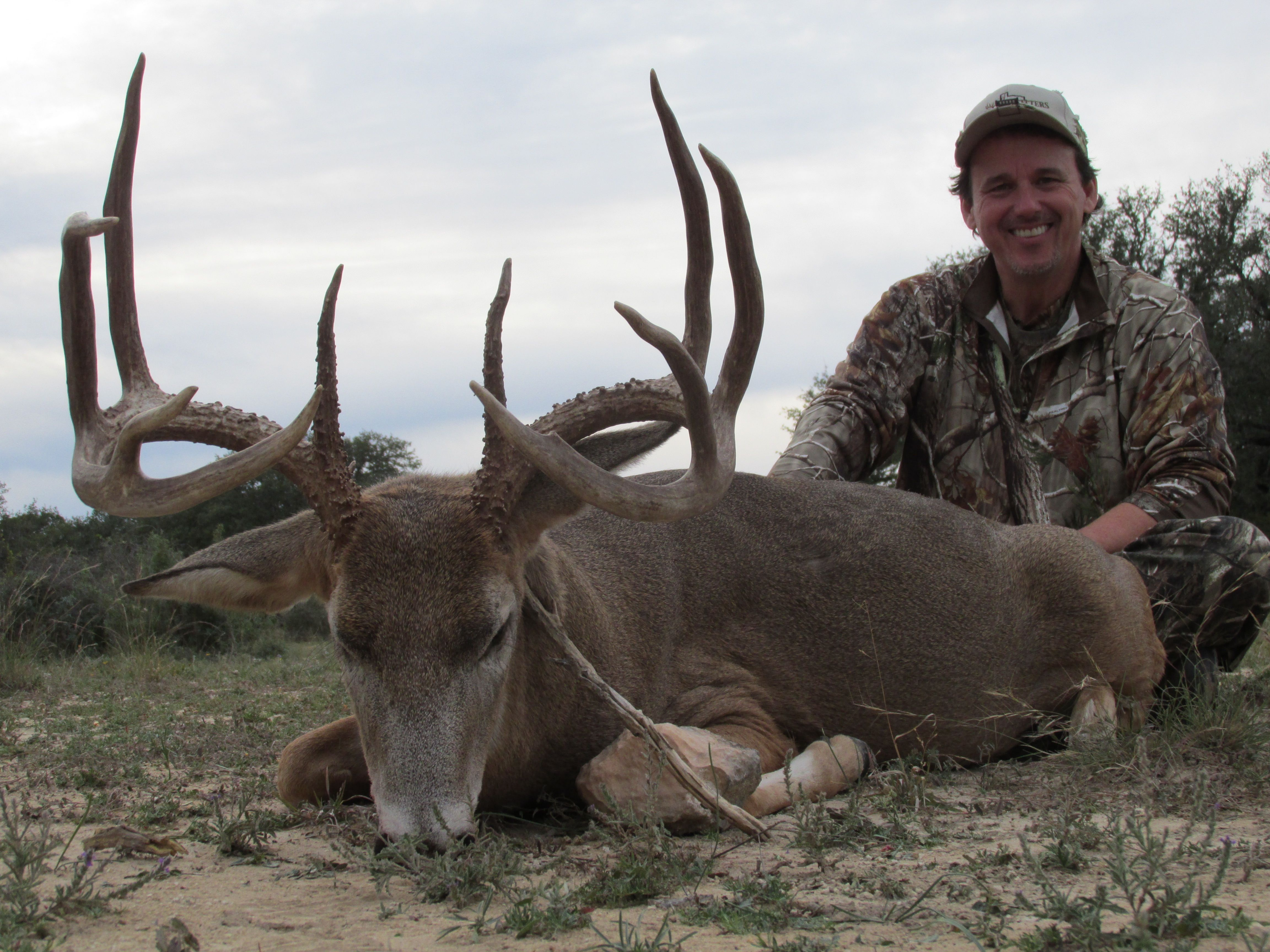 Texas Whitetail Hunts From 5 Star Outfitters 5 Star Outfitters in measurements 4608 X 3456