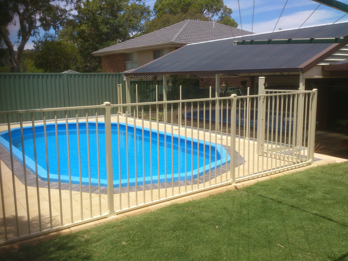 Tubular Pool Fences Adelaide Balustrade Fencing with proportions 1200 X 900