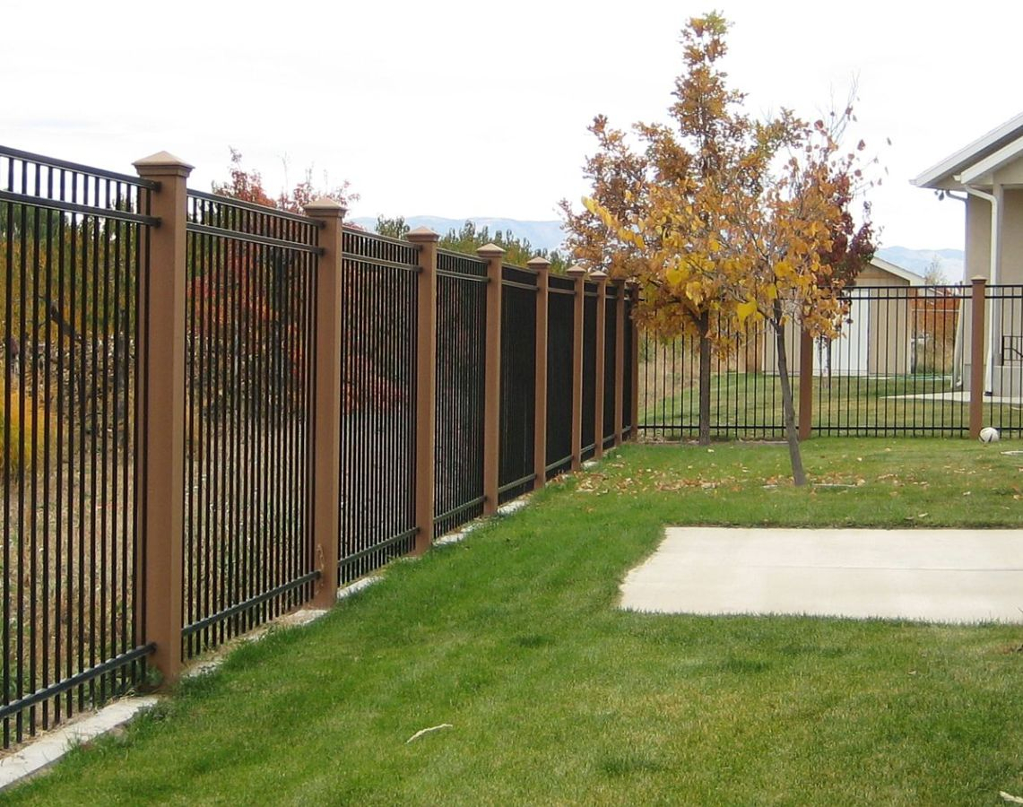 Vinyl Fence Rail Notcher Fences Ideas throughout size 1141 X 900