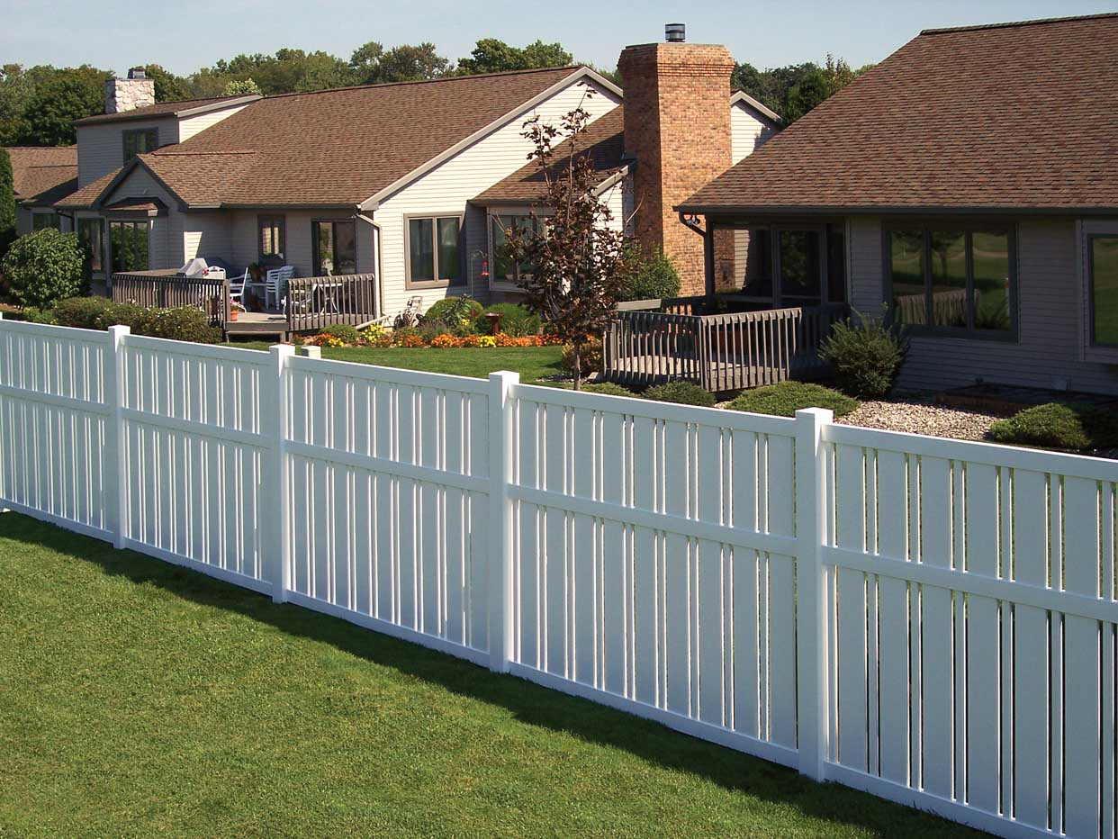 Vinyl Fence Vinyll1 Vinyl Fence Churlco with size 1242 X 932