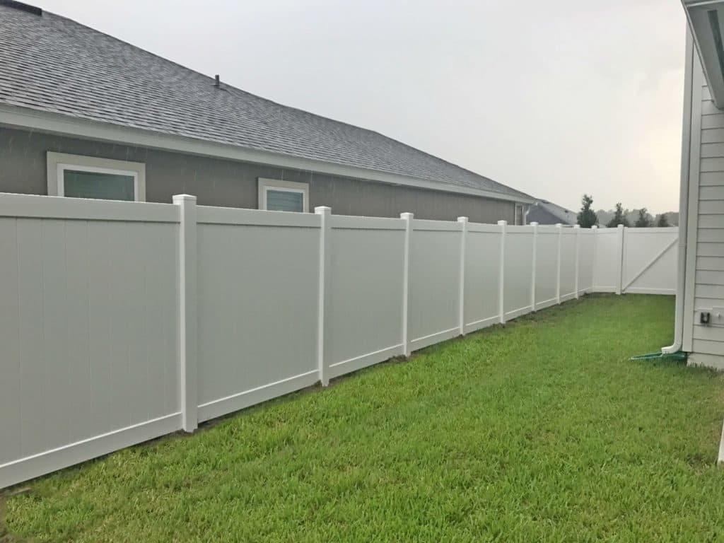 White Vinyl Fencing Jacksonville Featured Installation North within proportions 1024 X 768