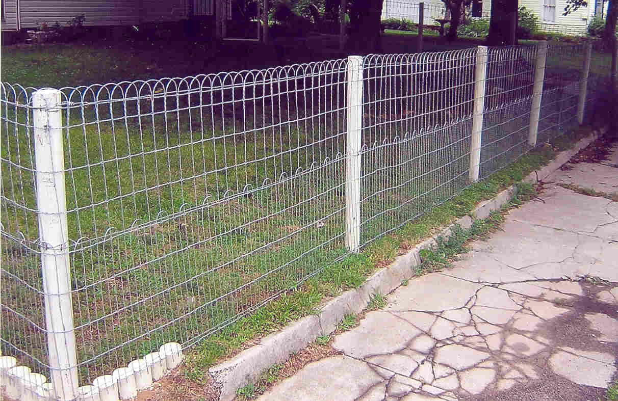 Wire Garden Fence Wire Garden Fence R Churlco for dimensions 1212 X 787