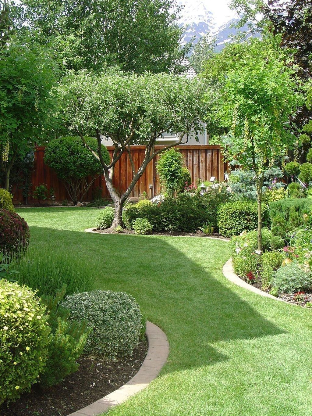 Totally Difference Small Backyard Landscaping Ideas 25 with regard to proportions 1024 X 1364