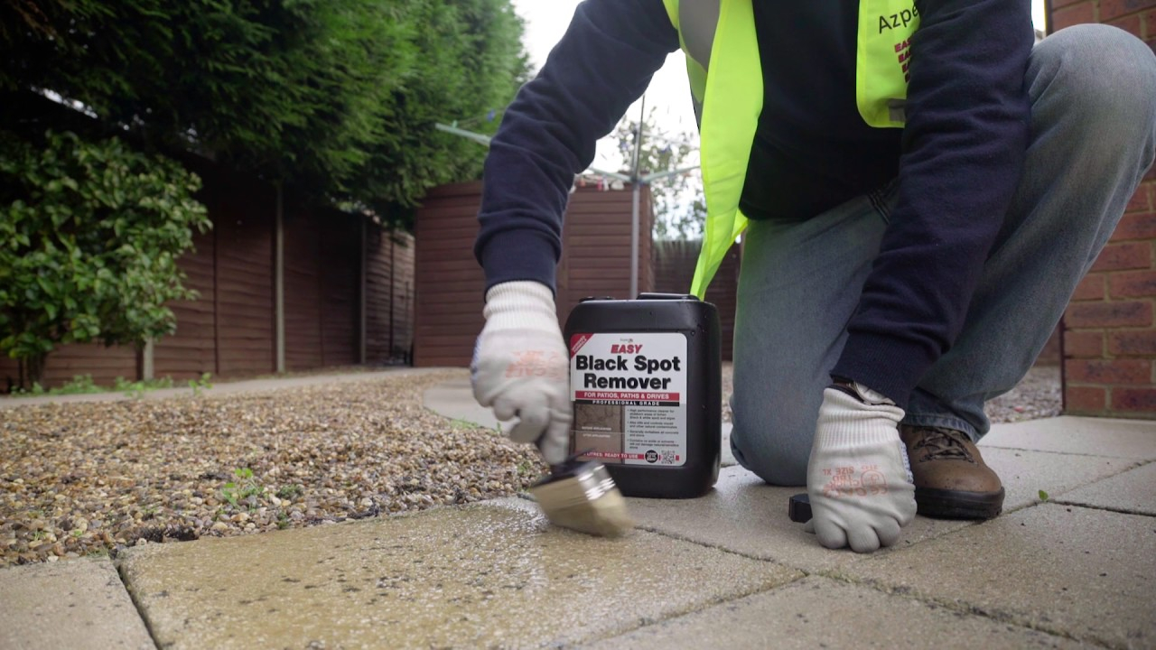 Applying Easy Black Spot Remover For Patios Paths And Drives within measurements 1280 X 720