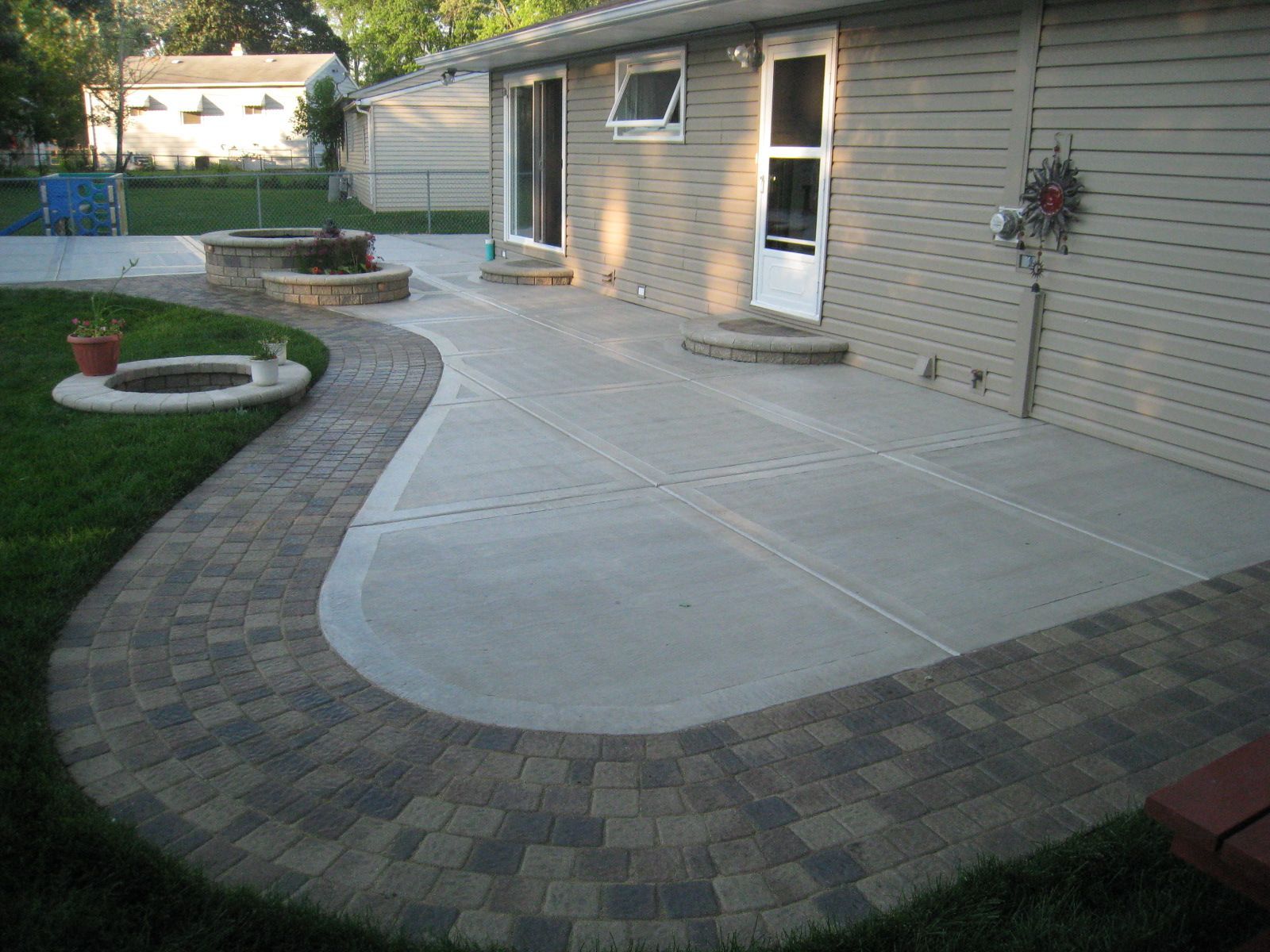 Back Yard Concrete Patio Ideas Concrete Patio California within proportions 1600 X 1200