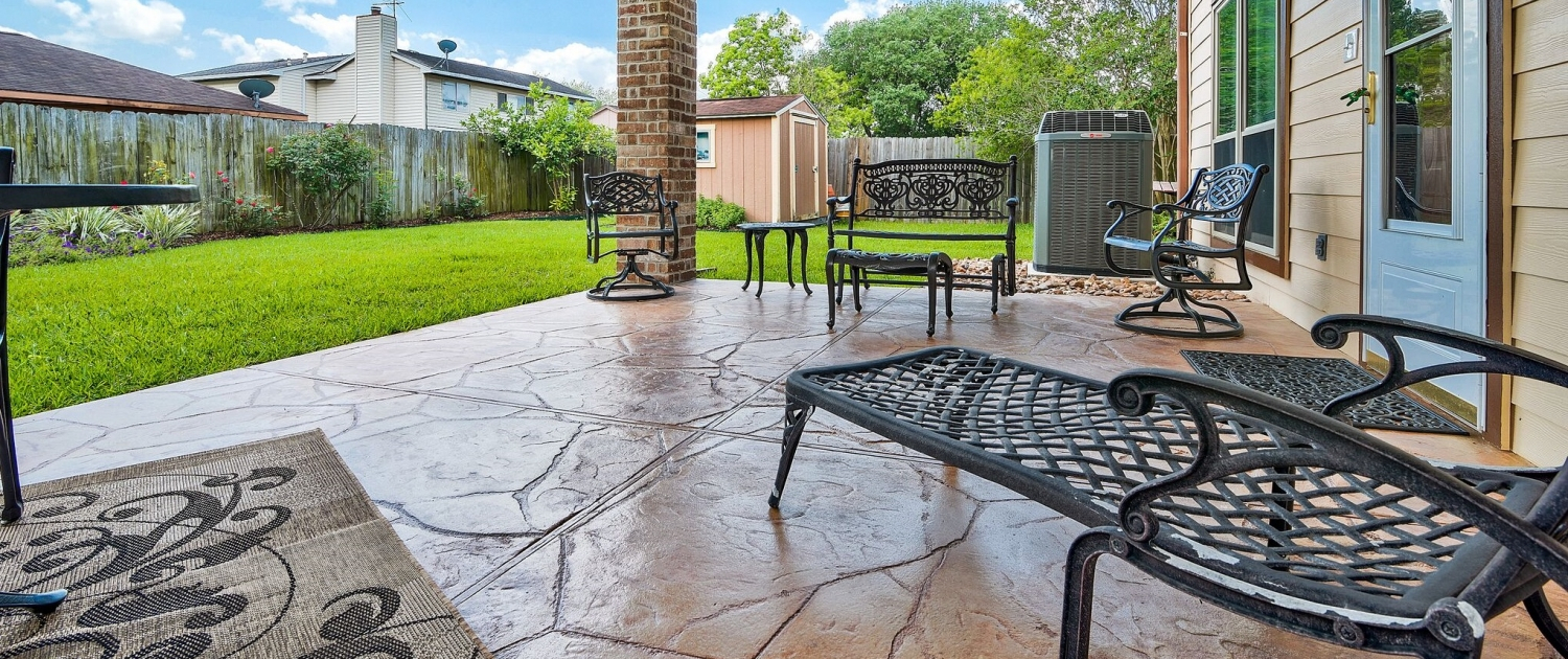 Carvestone Concrete Pavers Overlay Outdoor Living with sizing 1500 X 630