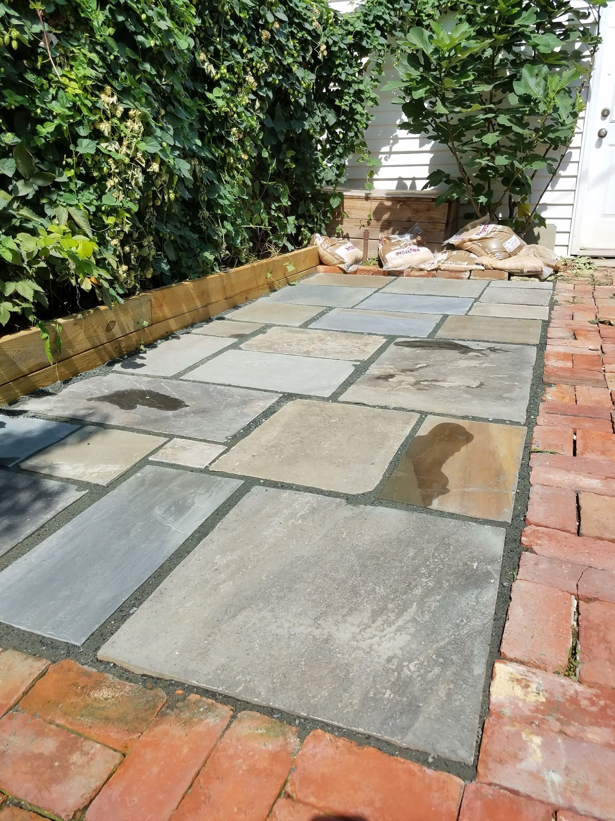 Custom Stoneworks Design Inc Flagstone Section In within dimensions 1200 X 1600