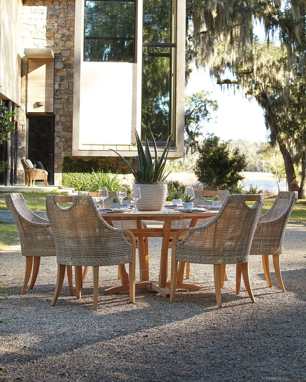 Edgewood Round Outdoor Dining Table in measurements 1200 X 1500