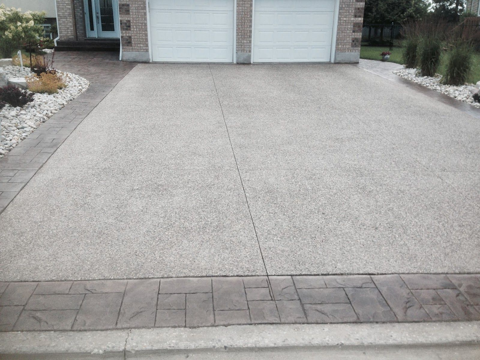 Exposed Aggregate Concrete Driveway Classic Contracting throughout dimensions 1600 X 1200