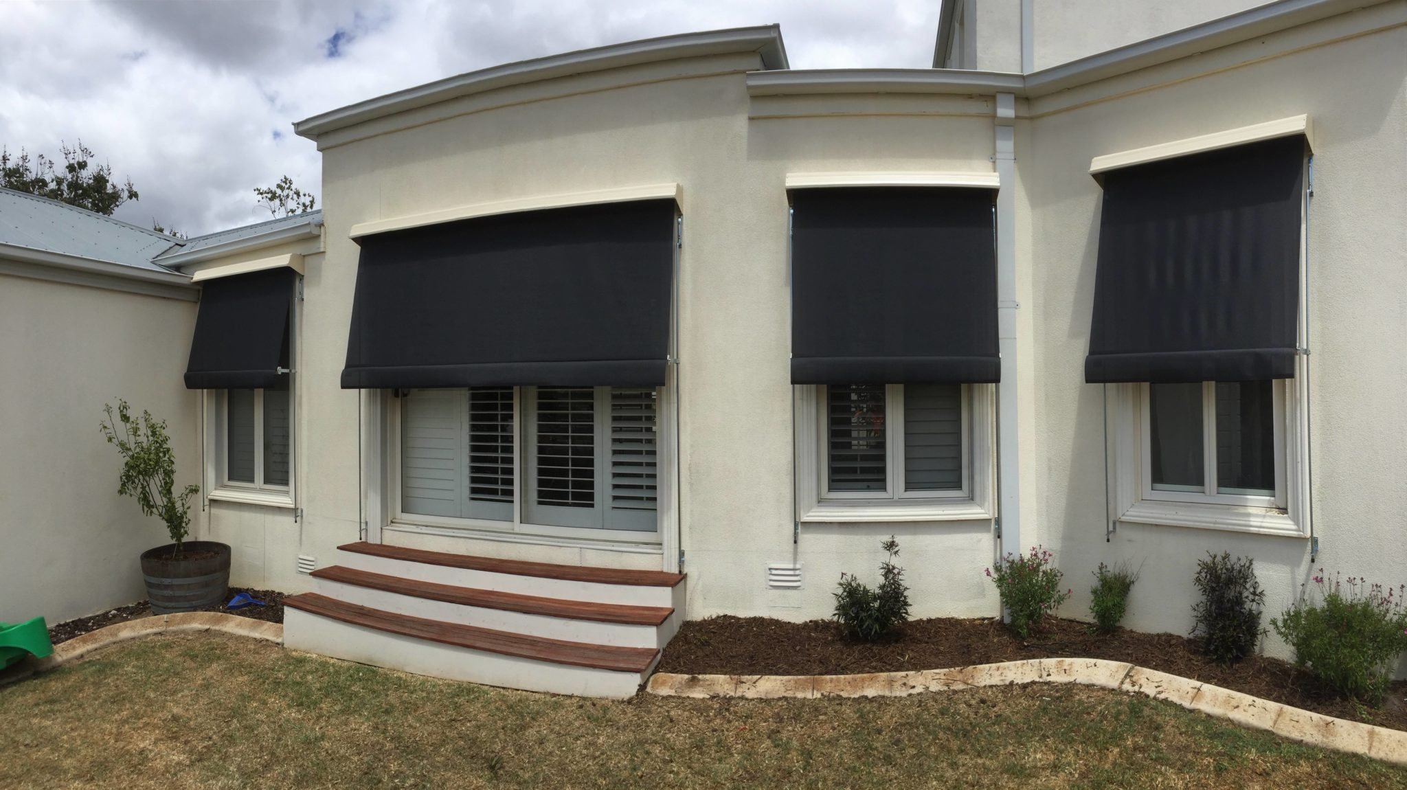 External Window Blinds Surf Coast Geelong with proportions 2048 X 1150