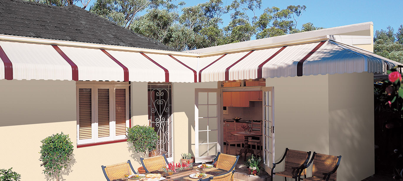 Fixed Metal Awnings Cairns Blinds Awnings Cairns Luxaflex pertaining to dimensions 1366 X 615