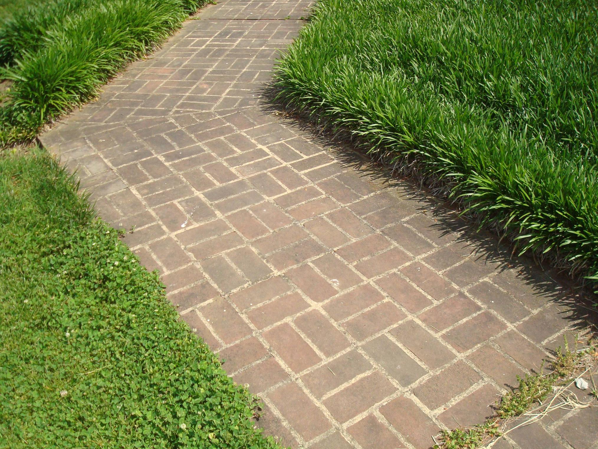 Laying A Brick Patio In Extreme Temperature Setting Home in size 2028 X 1521