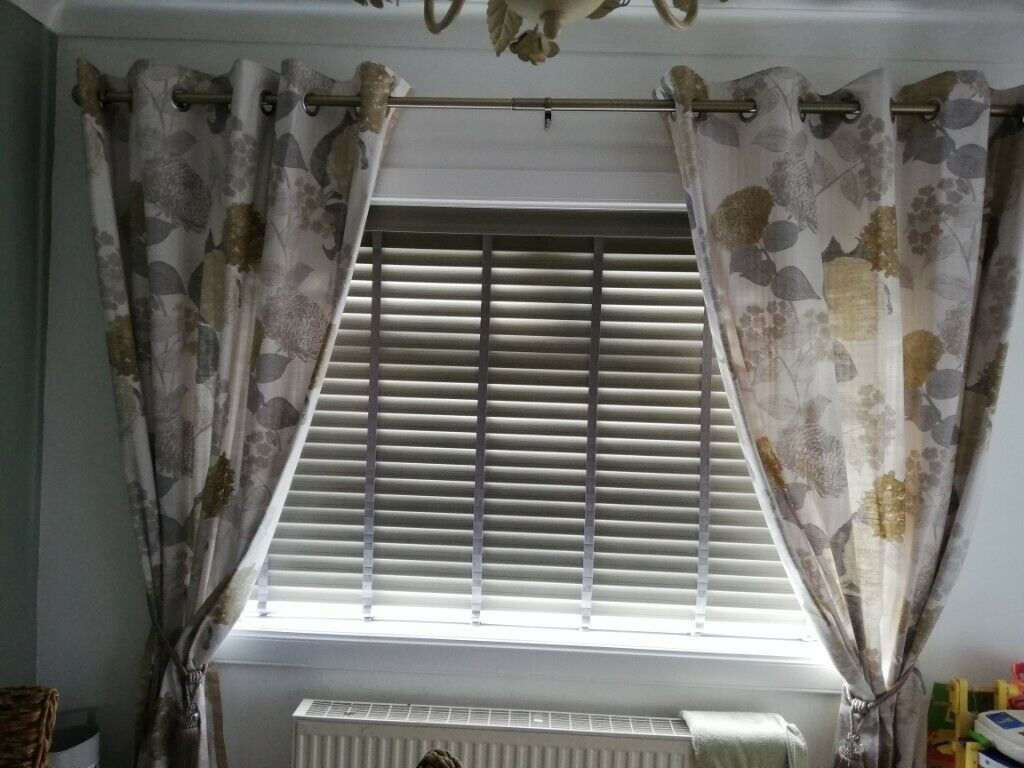 Next Floral Curtains 135 X 168 In Kilsyth Glasgow Gumtree in proportions 1024 X 768