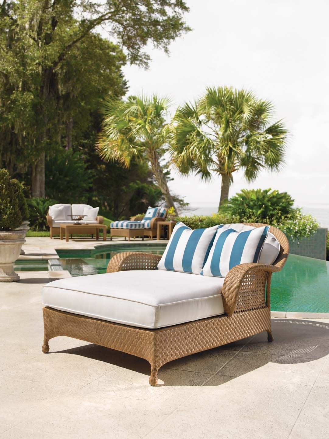 Oscar De La Rentas Punta Cana Chaise Modern Outdoor within proportions 1081 X 1440