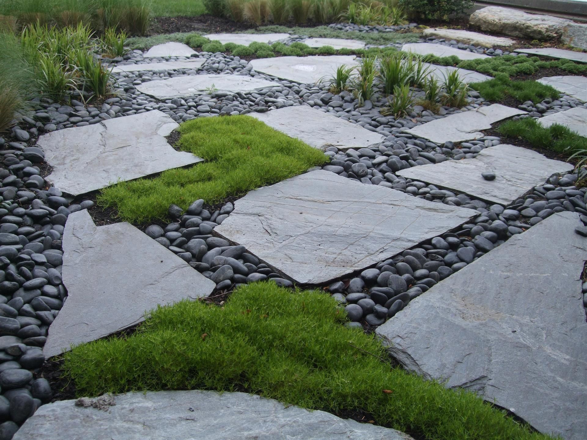 Pavers With Moss Mexican Pond Pebbles Lurvey Landscape pertaining to measurements 1920 X 1440