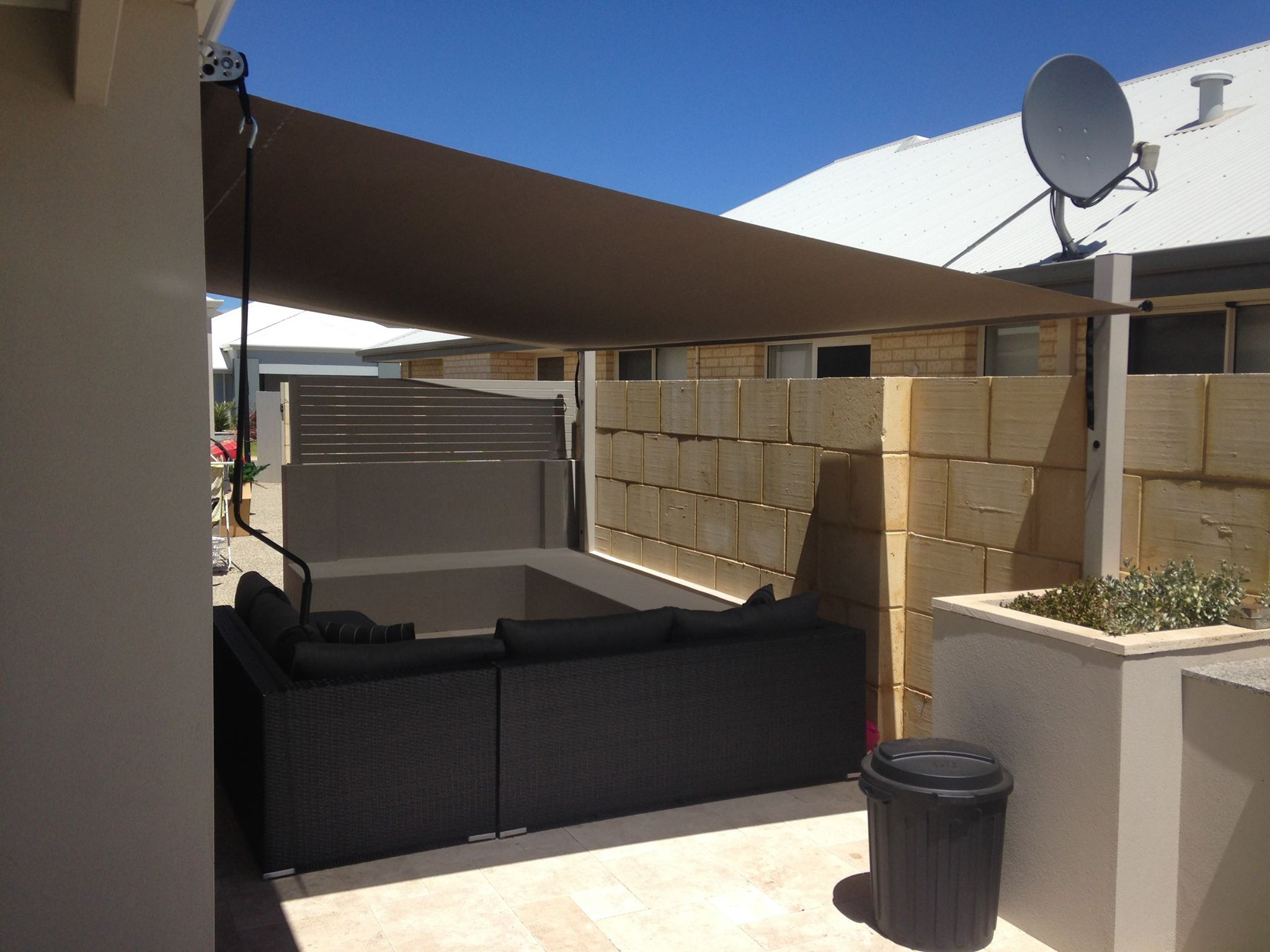 Roof To Fence Blinds Great Western Shade regarding proportions 2048 X 1536